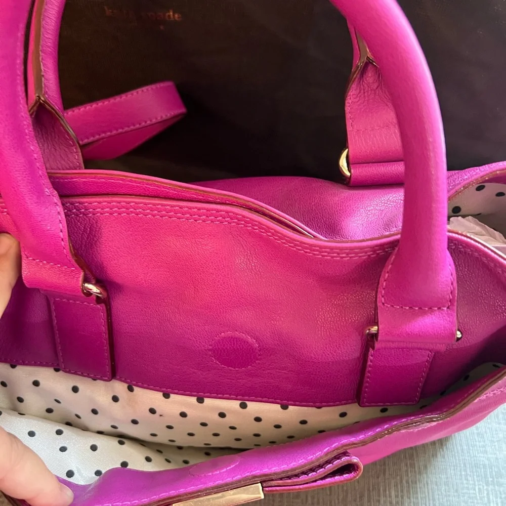 Kate spade pink Italian leather bag with handles & removable cross body strap. - Picture 4 of 6
